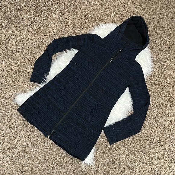 Bench Trench Sweater/Jacket - Picture 1 of 8